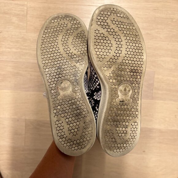 Adidas Stan Smith 'Snakeskin' - M 5.5, W 7 - Crystal White/Grey Four/Core Black - Picture 3 of 7